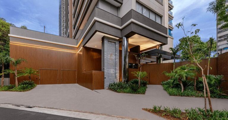 a583c86a-a85b-4a35-852d-32c11660e6e4